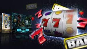 Slot Online vs Slot Darat: Mana yang Lebih Menguntungkan?